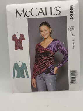 McCalls M8025 Sewing Pattern (Out of Print)Size (S,M,L, XL)